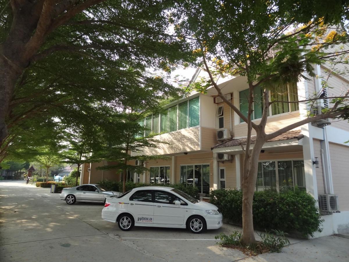 Baan Suan Resort Juree Punsuk Suphan Buri Exterior foto