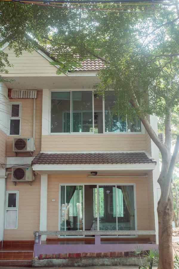 Baan Suan Resort Juree Punsuk Suphan Buri Exterior foto