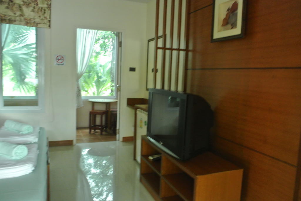 Baan Suan Resort Juree Punsuk Suphan Buri Quarto foto