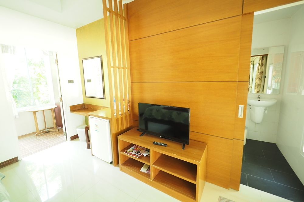 Baan Suan Resort Juree Punsuk Suphan Buri Exterior foto